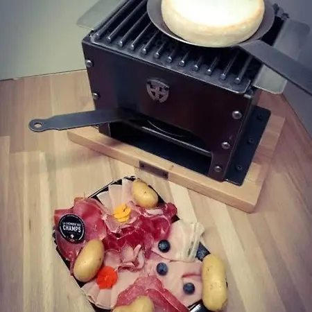 Bed & Breakfast Et Table D'hote Au Coin De La Cite 3*